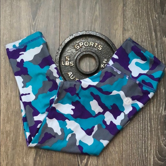 DTInas Pants - Like new DTinas blue camo scrunch butt workout